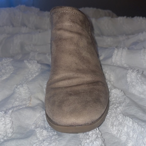 Ankle Booties Size 8 - Picture 3 of 5